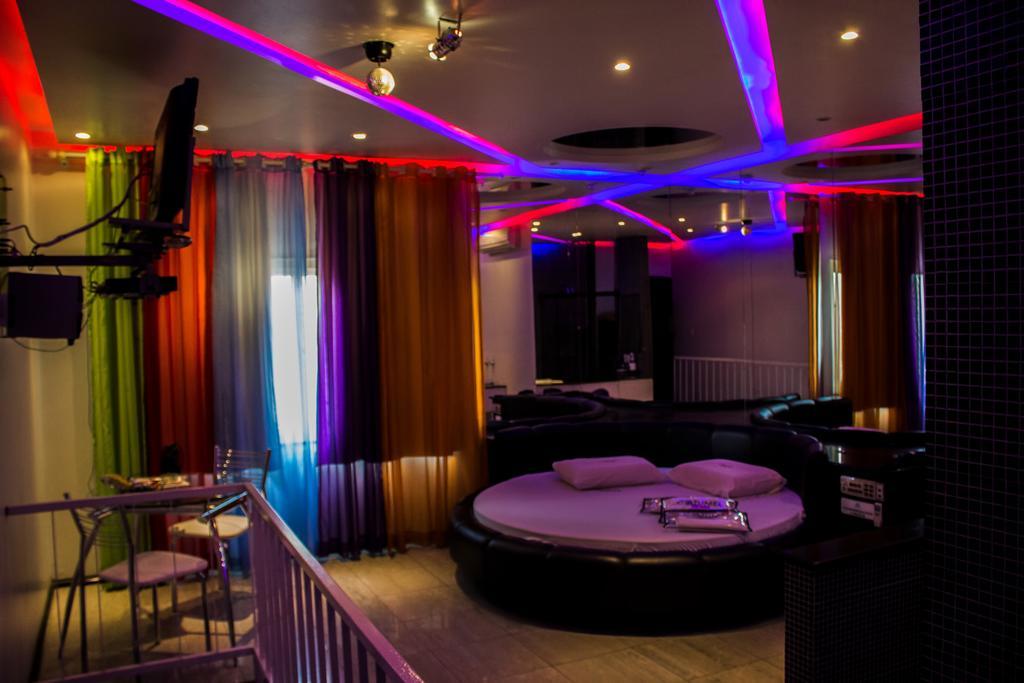 Motel Cozumel (Adults Only) ปอร์โตอัลเลเกร ภายนอก รูปภาพ