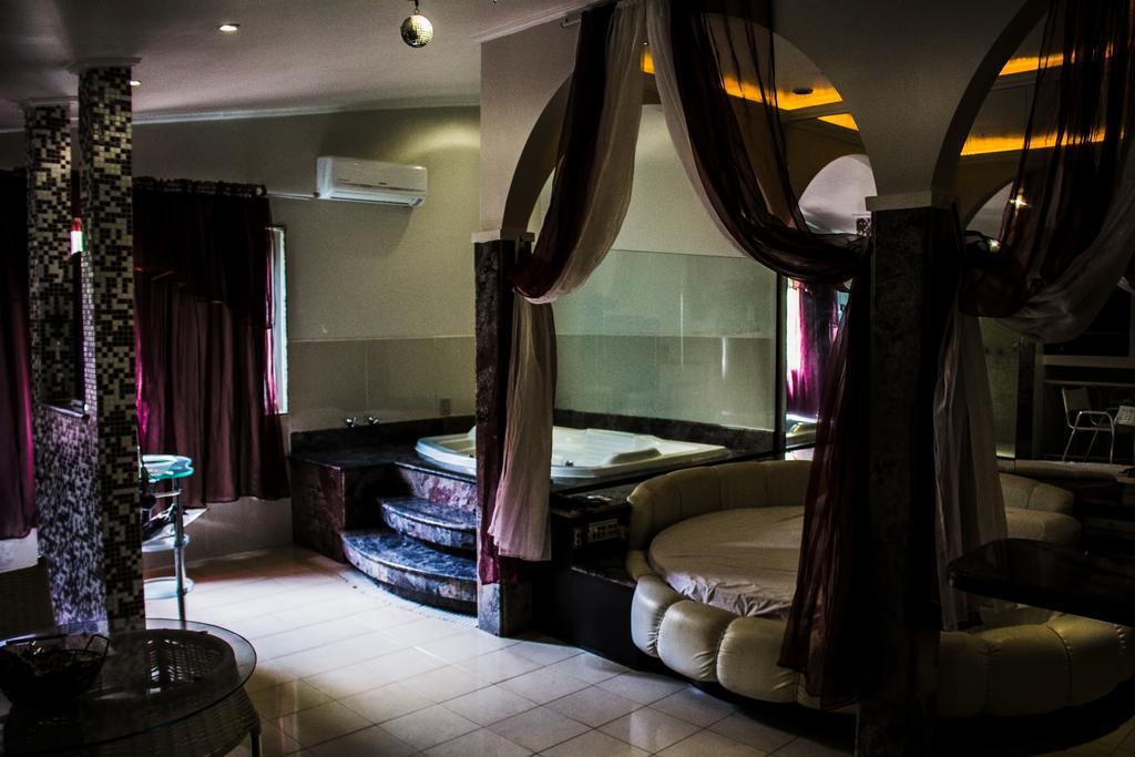 Motel Cozumel (Adults Only) ปอร์โตอัลเลเกร ภายนอก รูปภาพ