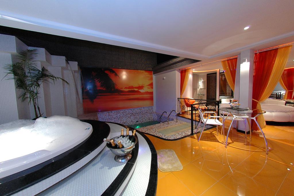 Motel Cozumel (Adults Only) ปอร์โตอัลเลเกร ภายนอก รูปภาพ